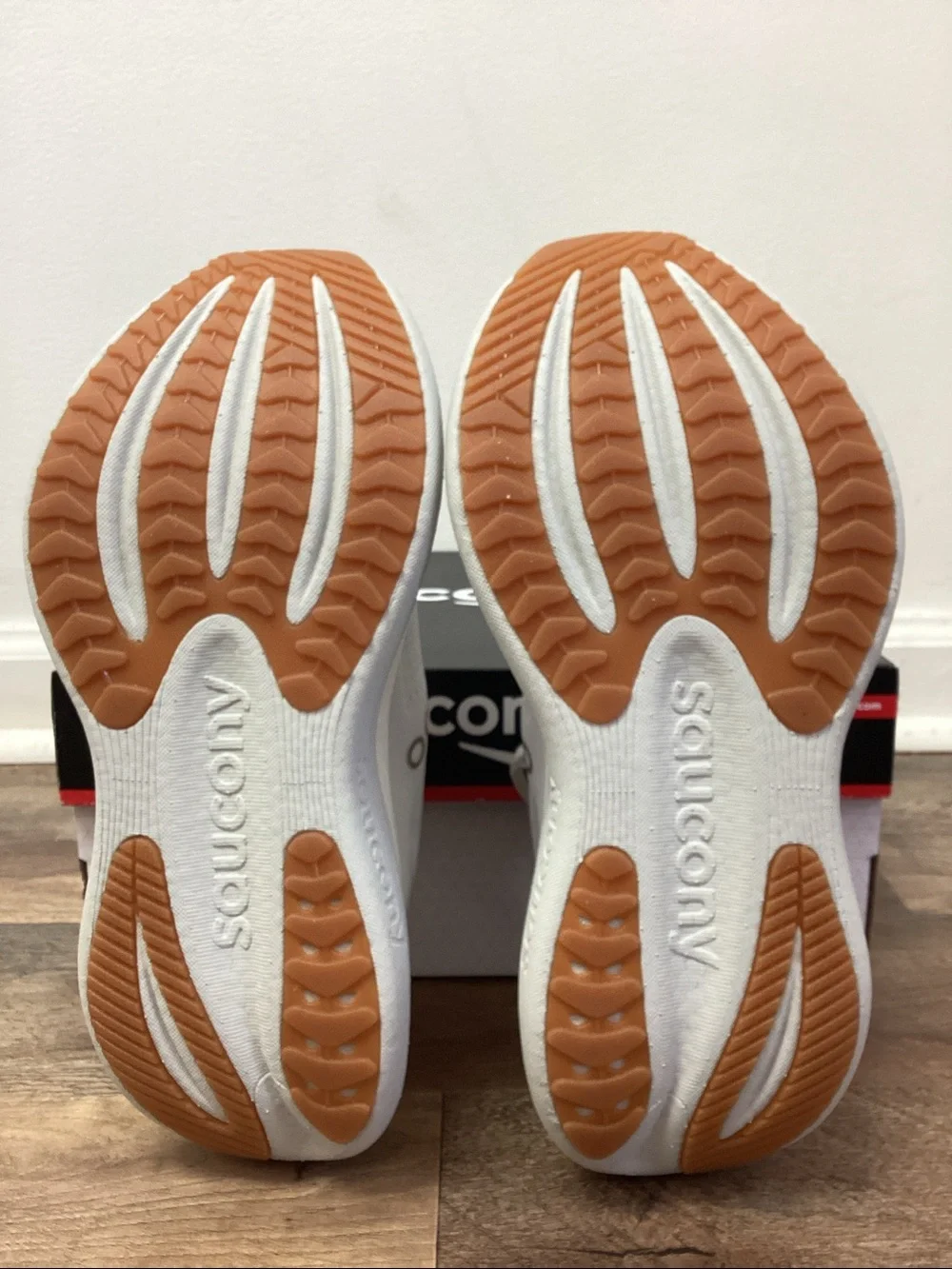 Women’s Saucony Triumph 23